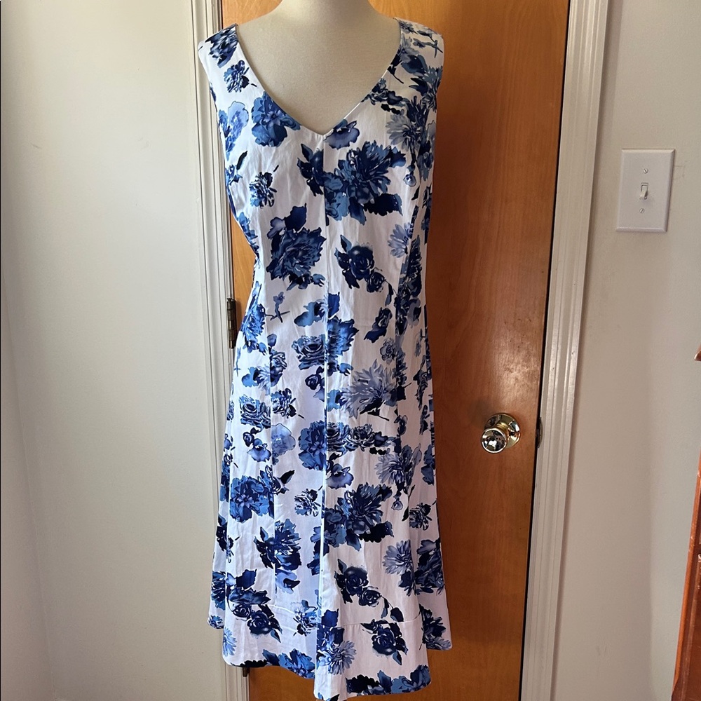 NWT Chaps Blue and White Floral Midi Dress